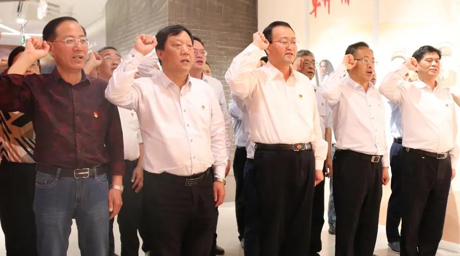 尊龙抖圈 - 为du而生